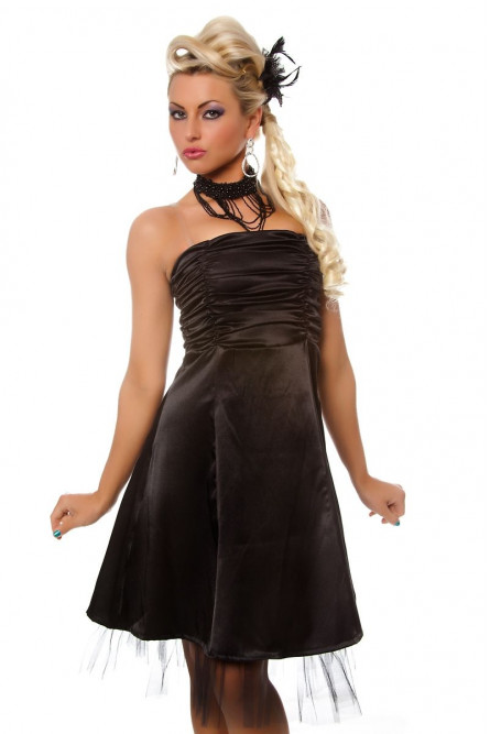 Черное платье со сборками