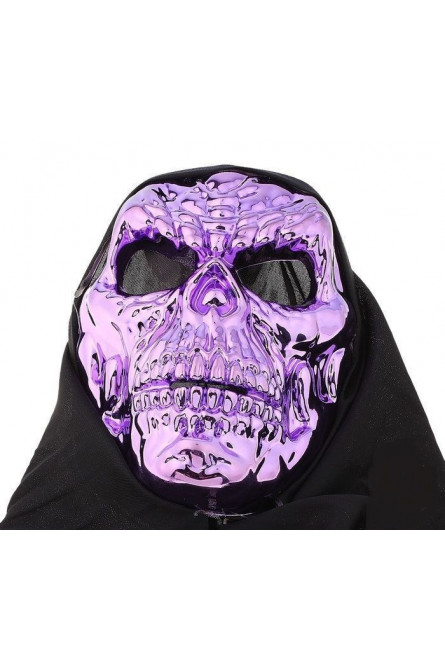 Фиолетовая маска черепа в черной накидке