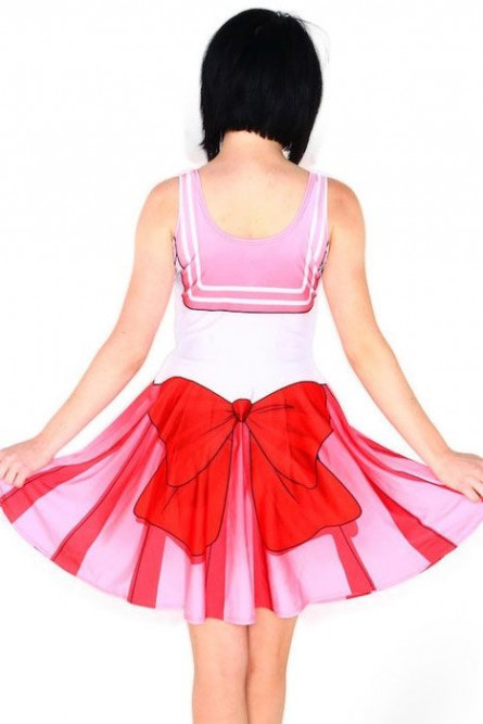 Розовое платье Сейлор мун