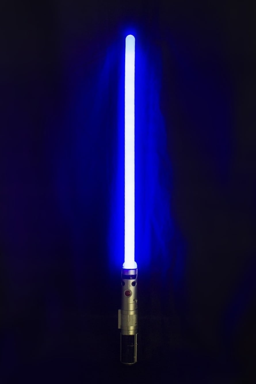 Синий меч джедая. Звёздные войны мечи джедаев. Star Wars световой меч Lightsaber. Световой меч джедая. Лазерный меч Звездные войны.