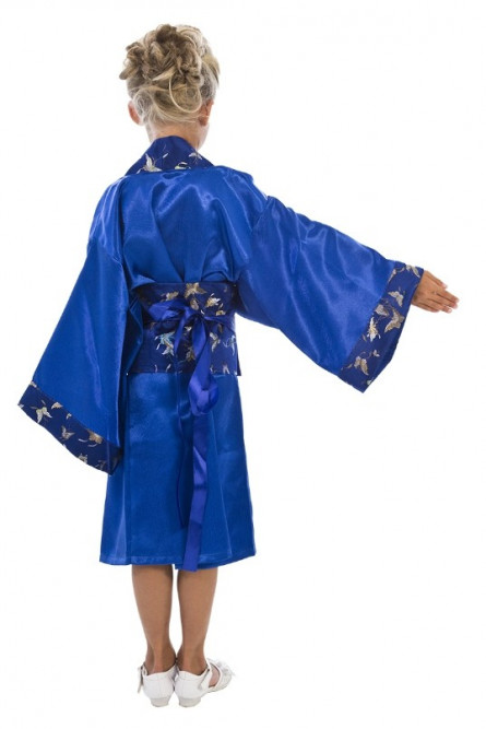 Синий костюм японки