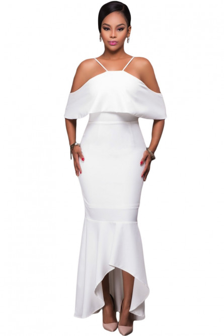 Белое платье с оборками