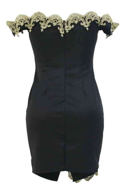 Черное коктейльное платье с кружевом