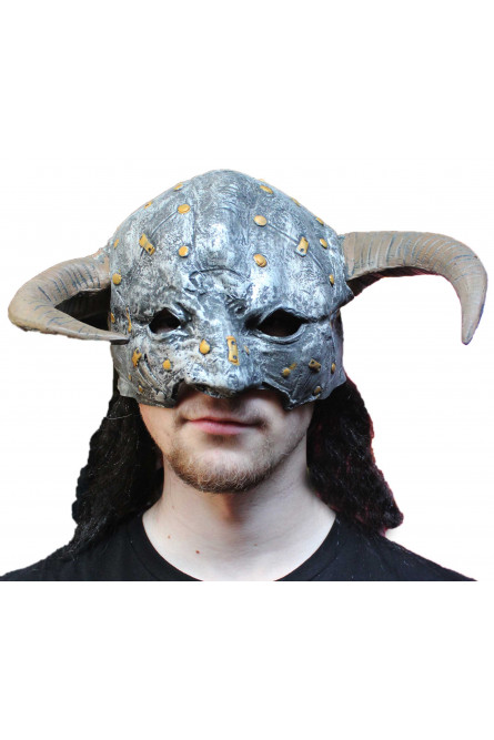 Шлем викинга с волосами