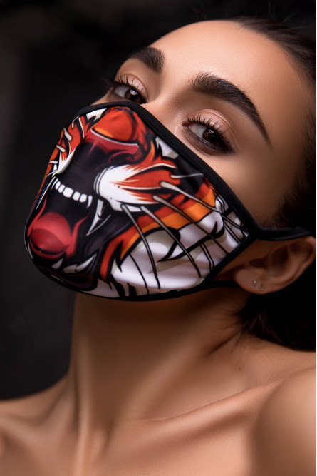 Защитная маска с принтом тигра