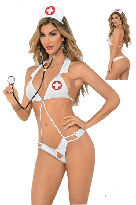 Белый костюм медсестры