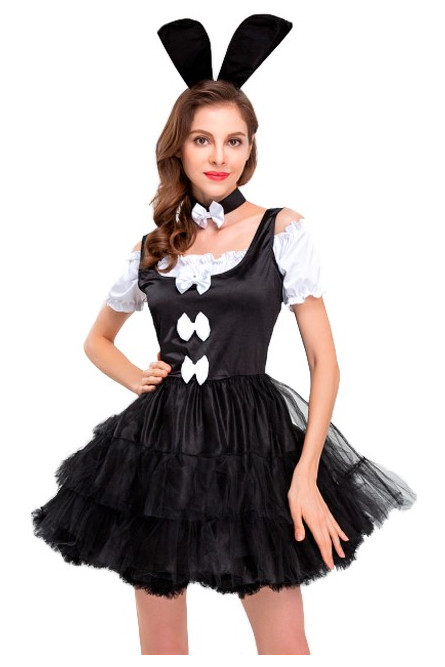Женский карнавальный костюм черного кролика