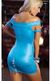 Платье голубое с открытыми плечами