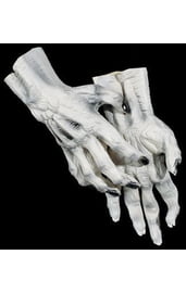 Белые руки скелетона