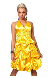 Желтое платье до колен