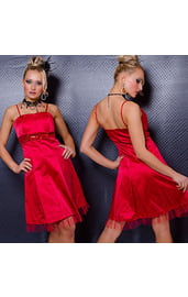 Красное платье с пайетками