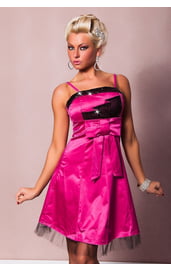 Платье с бантом розовое