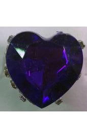 Кольцо в форме фиолетового сердца