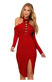 Красное платье со шнуровкой