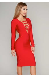 Красное платье с плетением