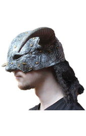Шлем викинга с волосами