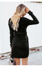 Черное платье с поясом
