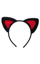 Черно-красные ушки кошки