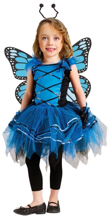 Девочка в костюме бабочки